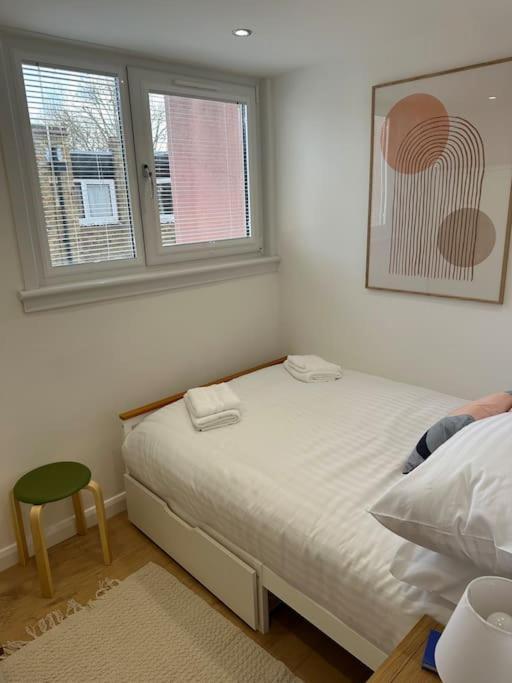Stylish, Smart & Fun 4 Bed Home Londra Dış mekan fotoğraf