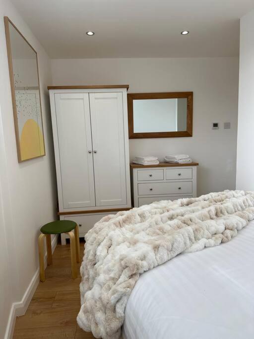 Stylish, Smart & Fun 4 Bed Home Londra Dış mekan fotoğraf