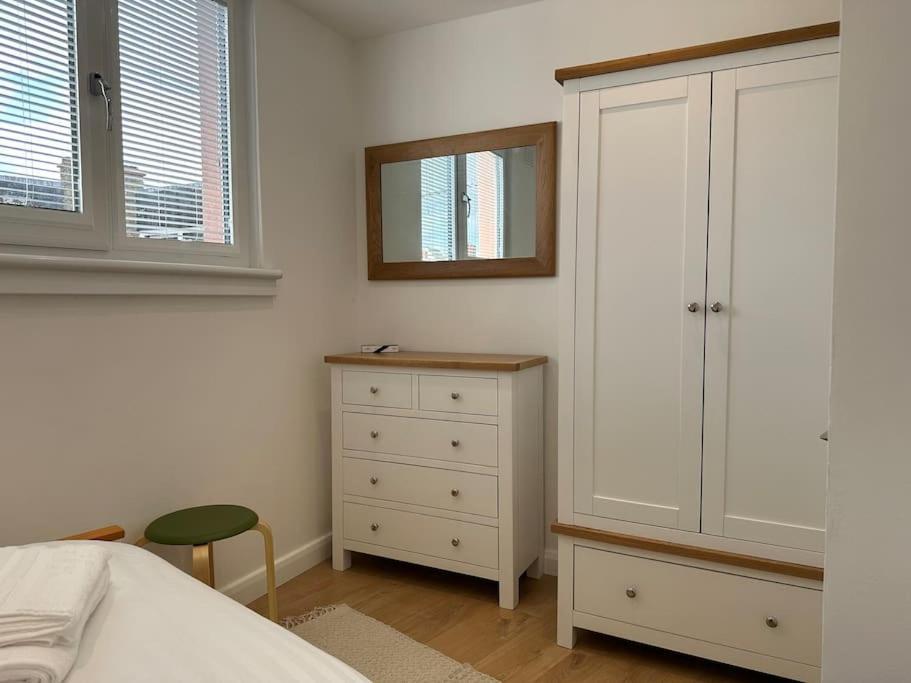 Stylish, Smart & Fun 4 Bed Home Londra Dış mekan fotoğraf